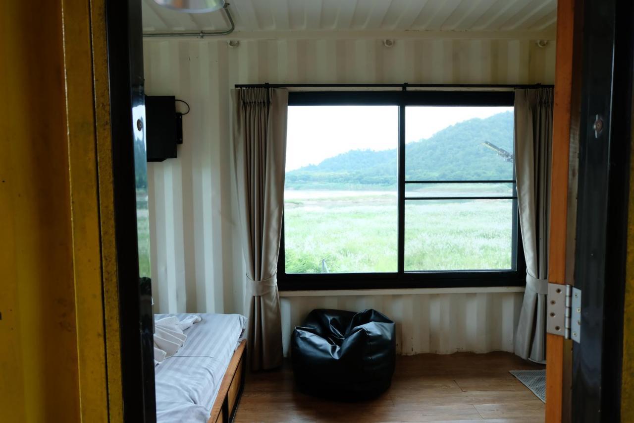 Inbox Living Rimkhong Hotel Csiangkham Kültér fotó