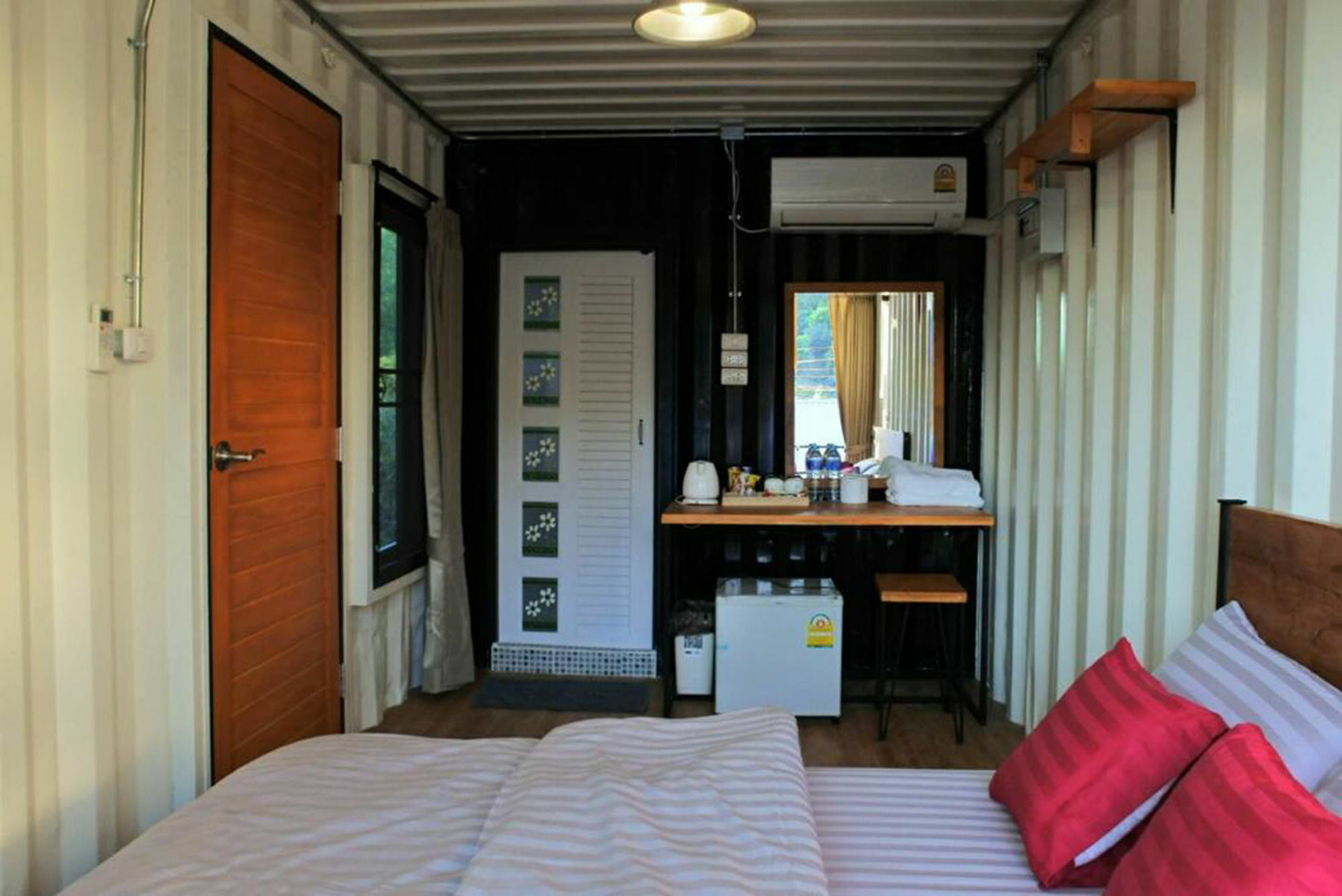 Inbox Living Rimkhong Hotel Csiangkham Kültér fotó